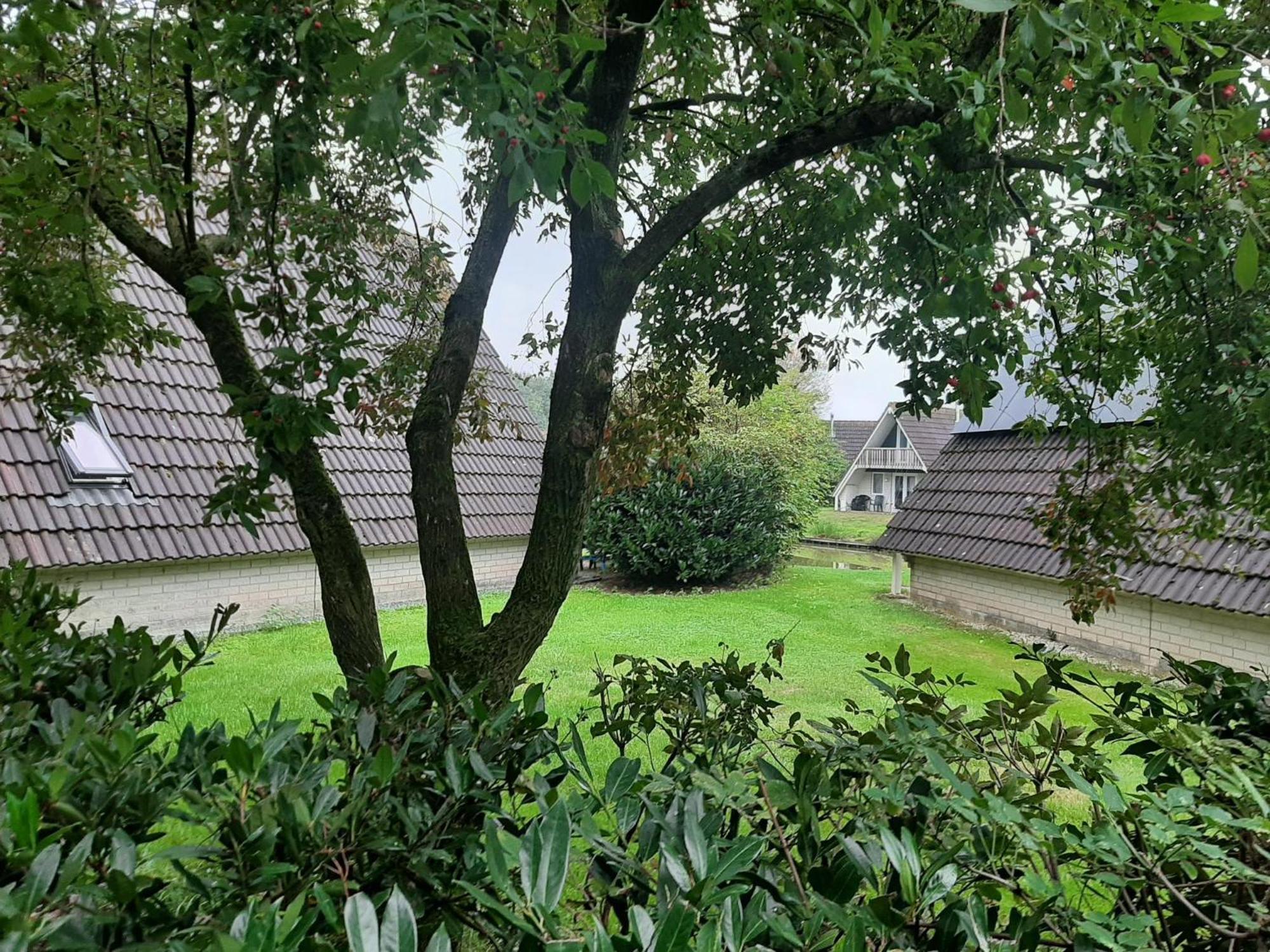 Stijlvol Aan De Visvijver Gramsbergen Exterior photo